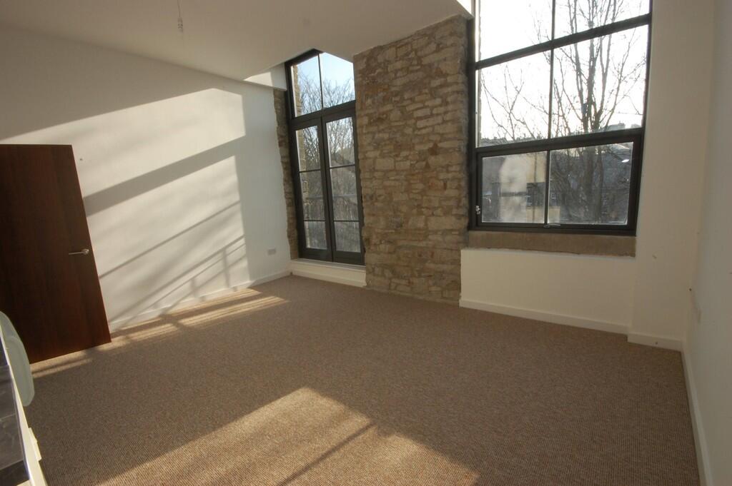 2 bed Apartment for rent in Glossop. From Country Holmes - Glossop