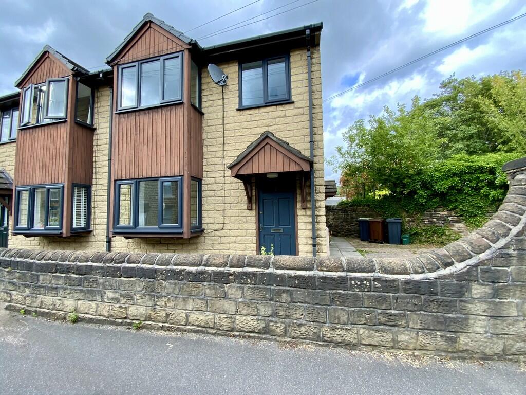 3 bed Semi Detached for rent in Glossop. From Country Holmes - Glossop 3 bed Semi Detached for rent in Glossop. From Country Holmes - Glossop