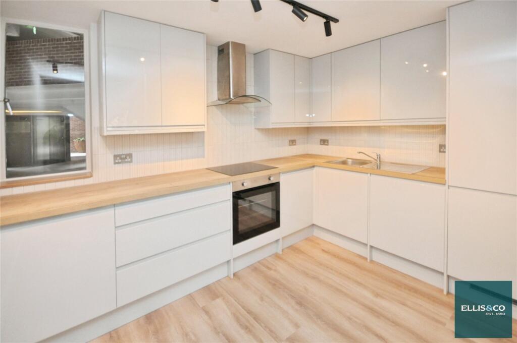 1 bed Apartment for rent in Finchley. From Ellis & Co - Finchley