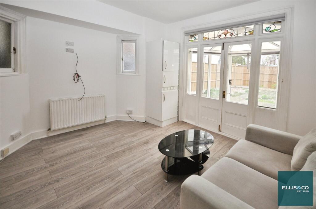 2 bed Apartment for rent in Friern Barnet. From Ellis & Co - Finchley