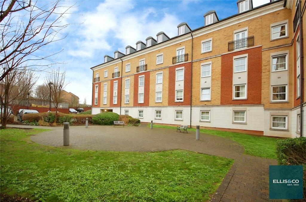 1 bed Apartment for rent in Friern Barnet. From Ellis & Co - Finchley