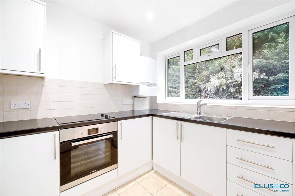 1 bed Apartment for rent in Friern Barnet. From Ellis & Co - Finchley