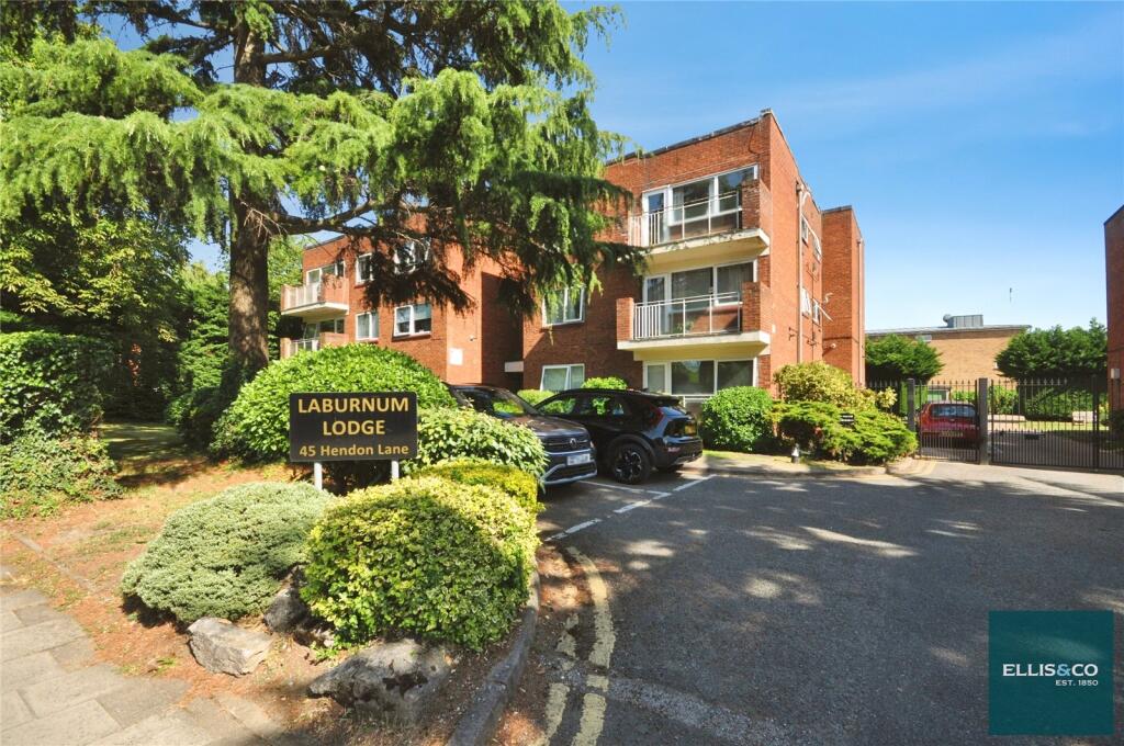 3 bed Apartment for rent in Finchley. From Ellis & Co - Finchley