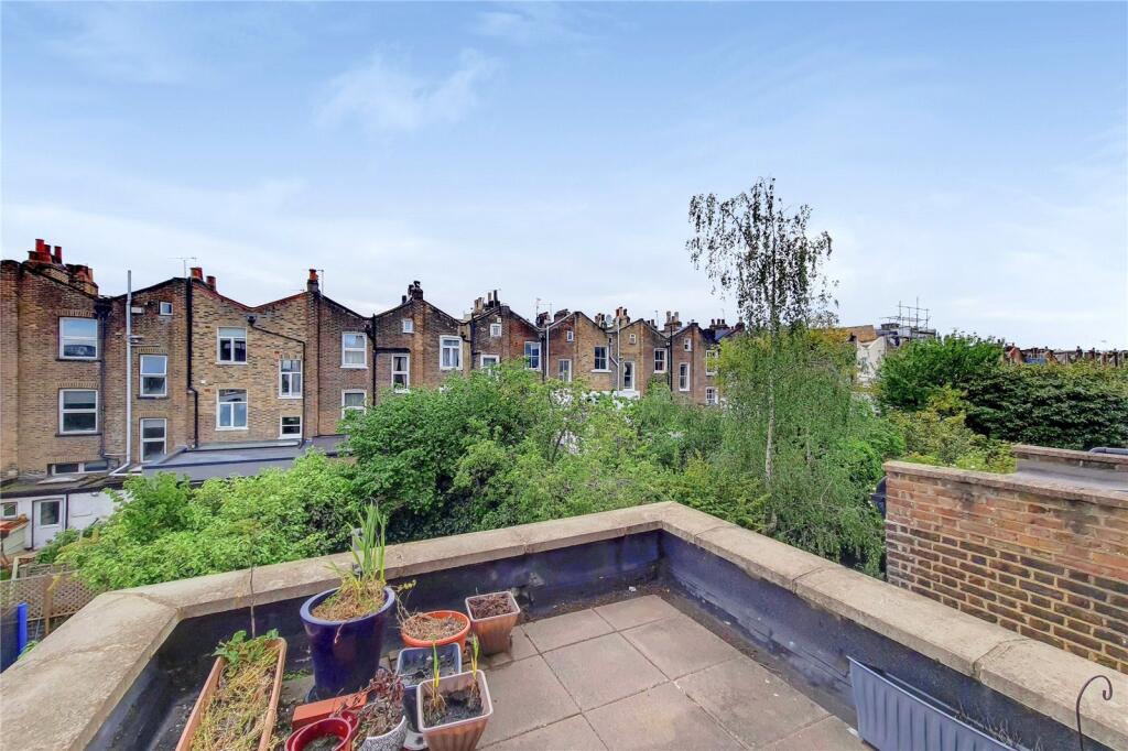 2 bed Annexe for rent in London. From Ellis & Co - Islington