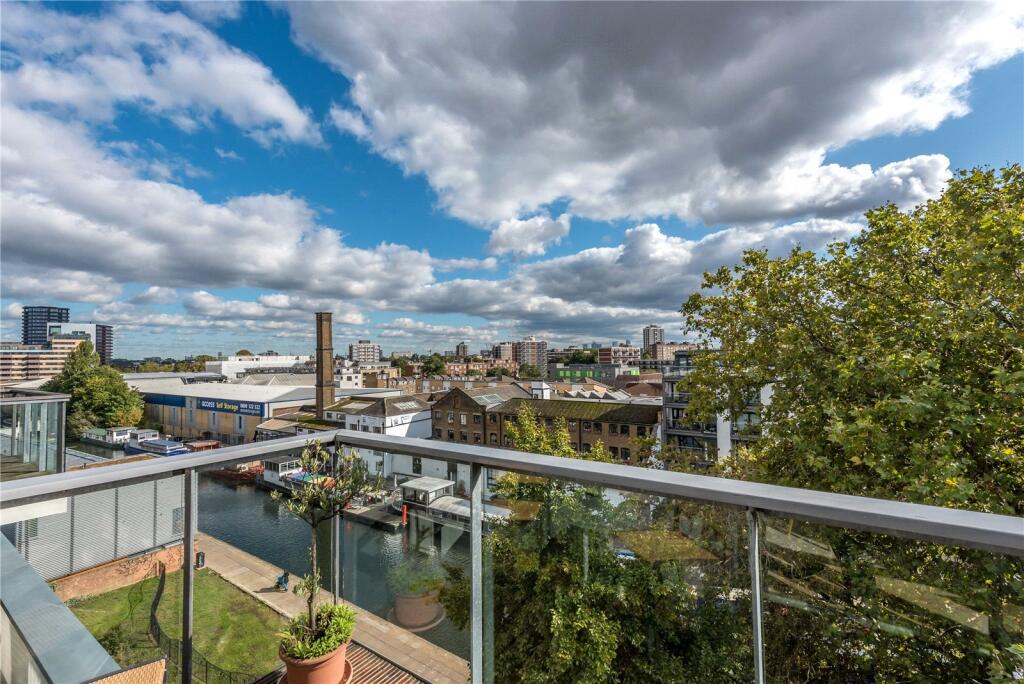 2 bed Penthouse for rent in London. From Ellis & Co - Islington