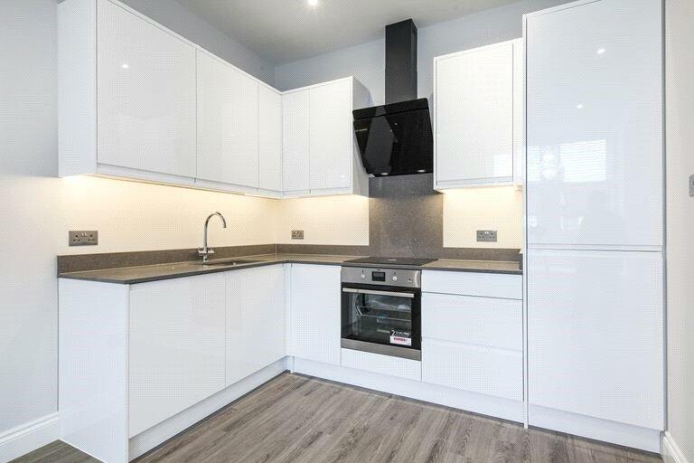 3 bed Apartment for rent in Crews Hill. From Ellis & Co