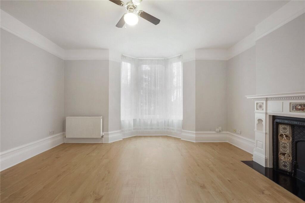 1 bed Apartment for rent in Crews Hill. From Ellis & Co