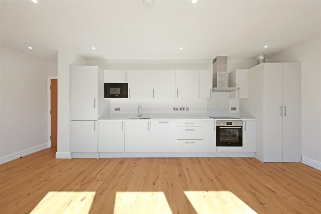 2 bed Apartment for rent in Crews Hill. From Ellis & Co