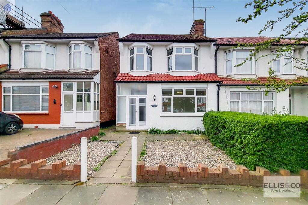 3 bed Semi Detached for rent in Friern Barnet. From Ellis & Co