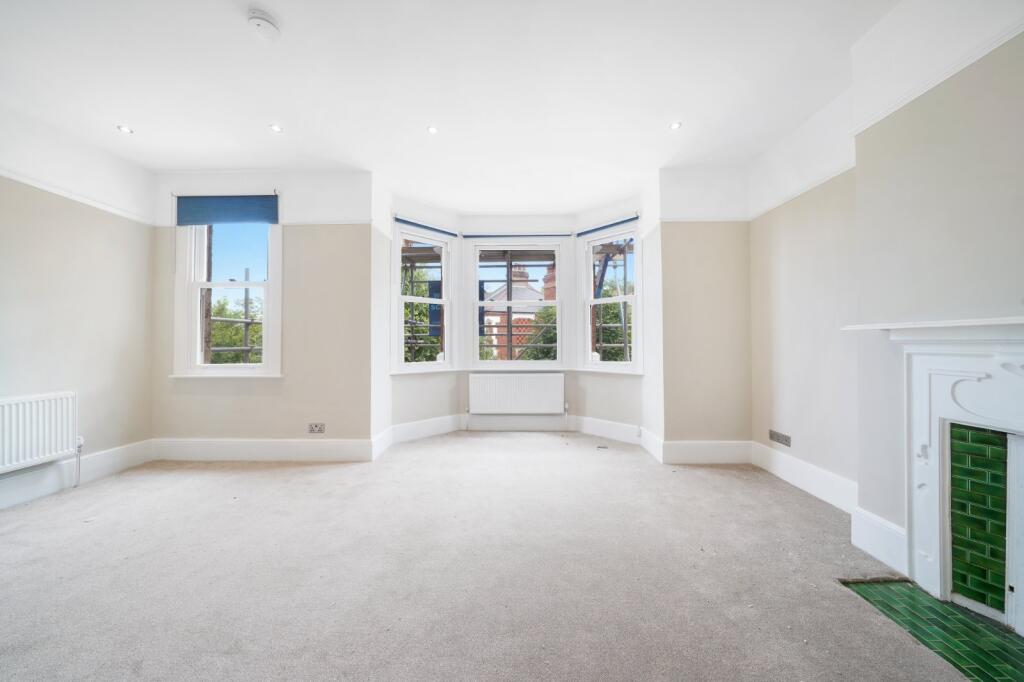 2 bed Apartment for rent in London. From Ellis & Co - Willesden Green
