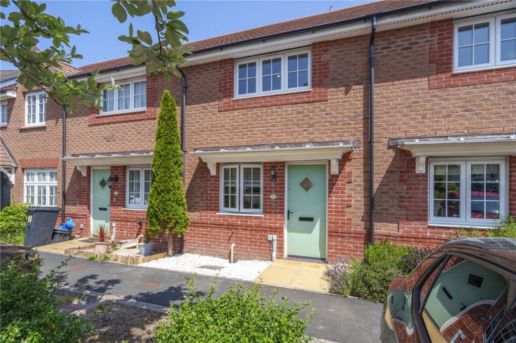 2 bed Mid Terraced House for rent in Newton Abbot. From Ellis & Co - Willesden Green