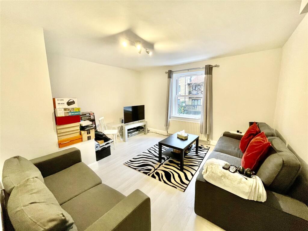 2 bed Apartment for rent in London. From Ellis & Co - Bounds Green