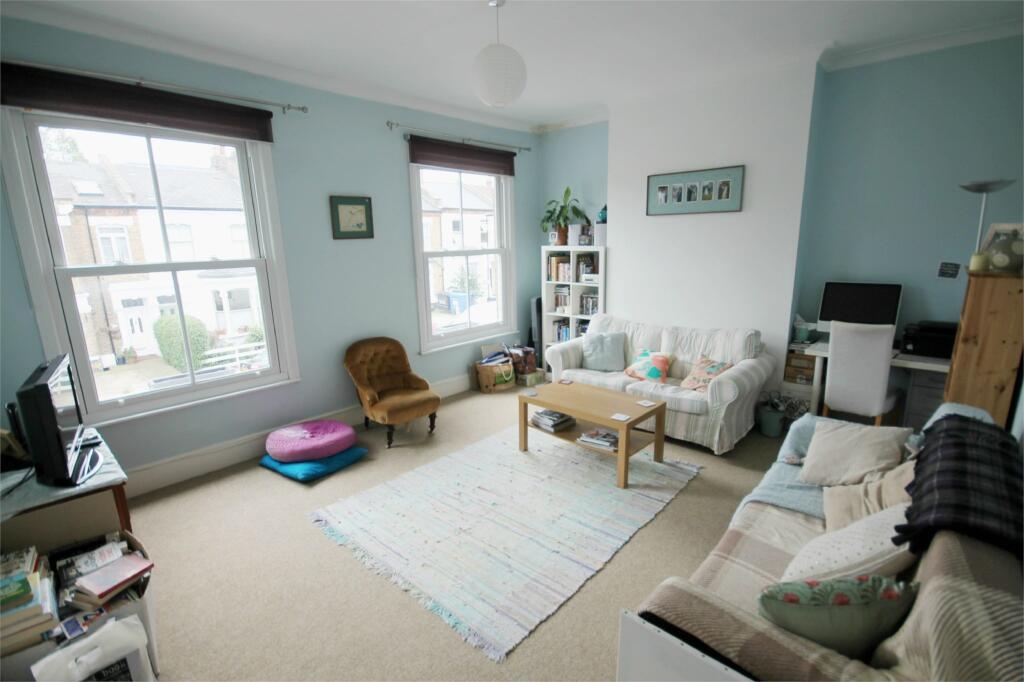 1 bed Apartment for rent in Wood Green. From Ellis & Co - Bounds Green
