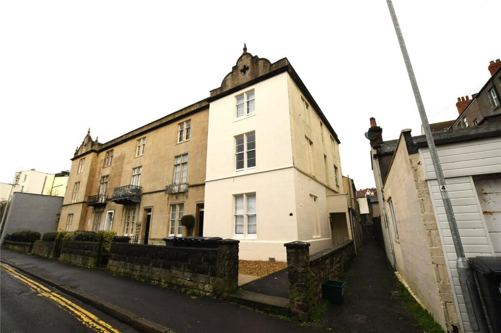 1 bed Apartment for rent in Weston-Super-Mare. From David Plaister Ltd - Auctions