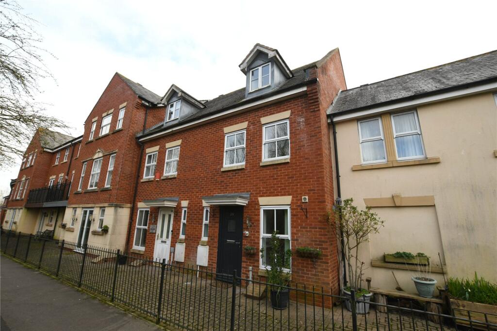 3 bed Mid Terraced House for rent in West Wick. From David Plaister Ltd - Auctions 3 bed Mid Terraced House for rent in West Wick. From David Plaister Ltd - Auctions