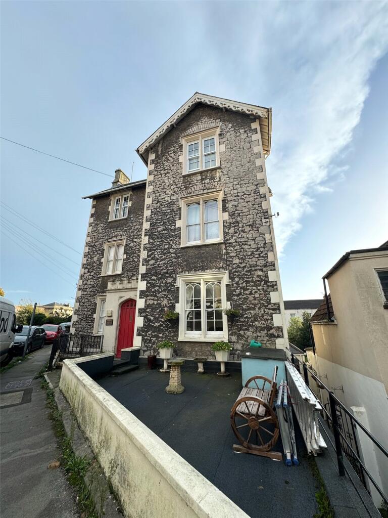 2 bed Apartment for rent in Weston-Super-Mare. From David Plaister Ltd - Auctions