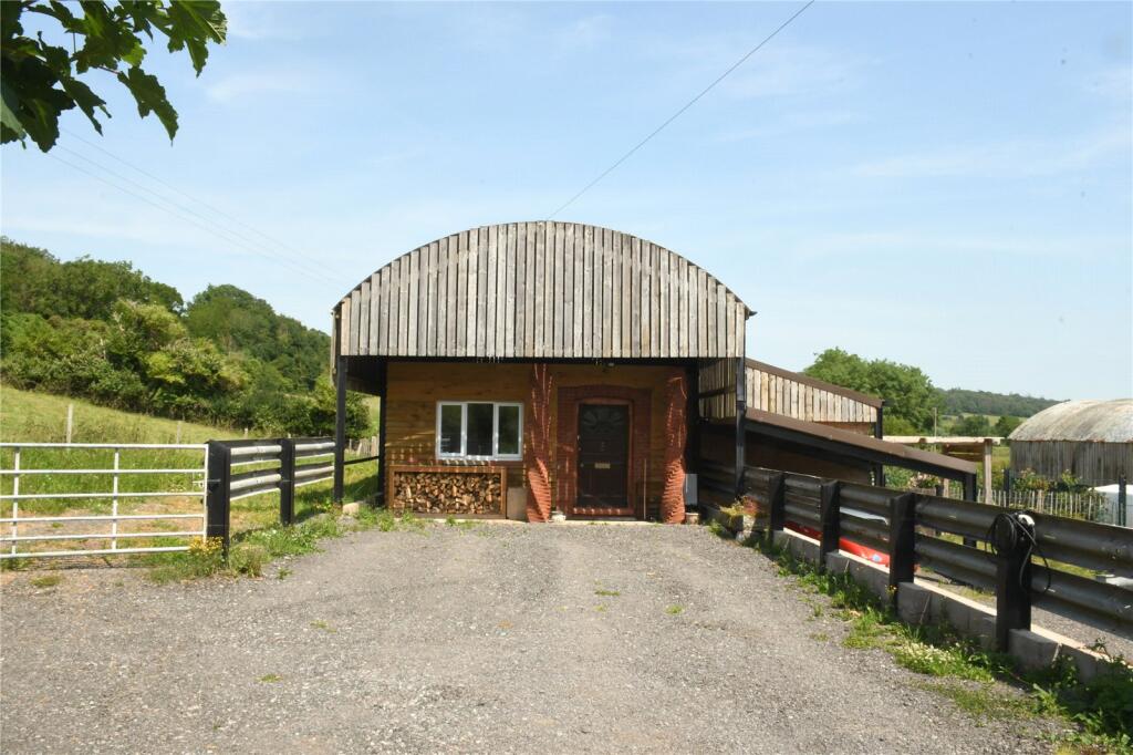 4 bed Bungalow for rent in Bleadon. From David Plaister Ltd - Auctions 4 bed Bungalow for rent in Bleadon. From David Plaister Ltd - Auctions