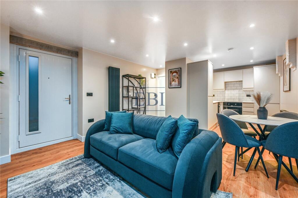 1 bed Annexe for rent in Tunbridge Wells. From Ernest-Brooks International - Canary Wharf