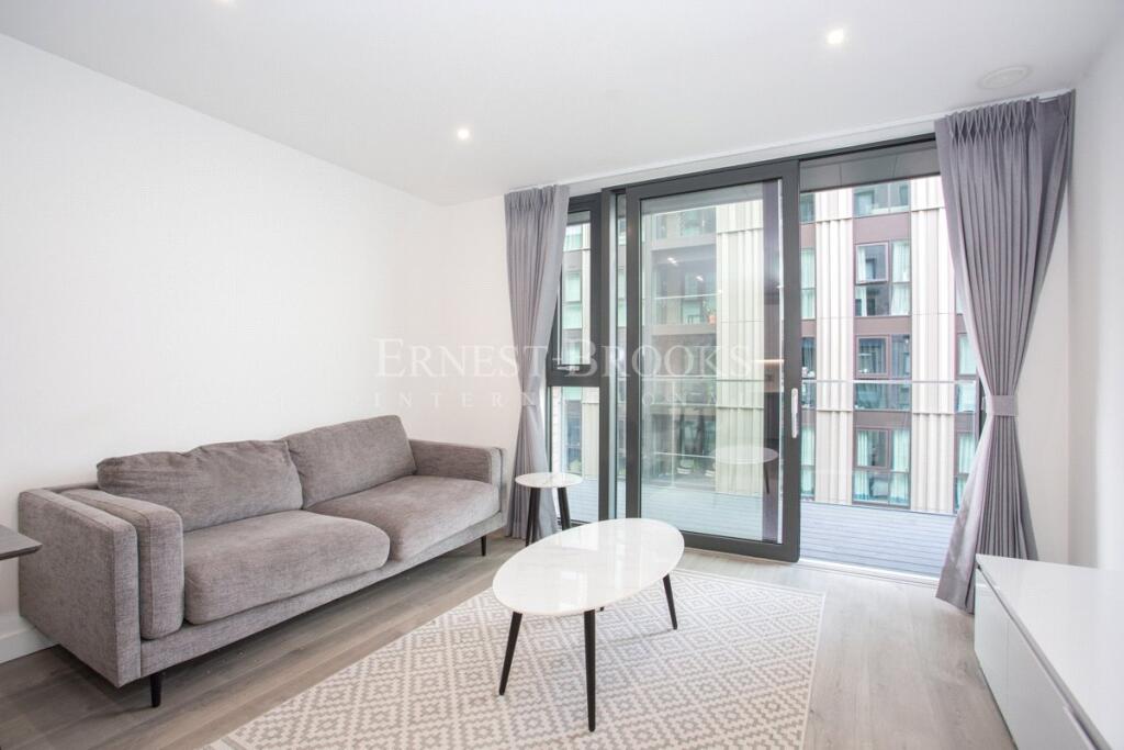 2 bed Apartment for rent in Stoke Newington. From Ernest-Brooks International - Canary Wharf