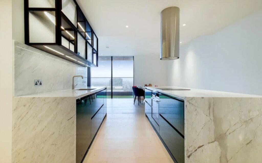 2 bed Apartment for rent in Poplar. From Ernest-Brooks International - Canary Wharf