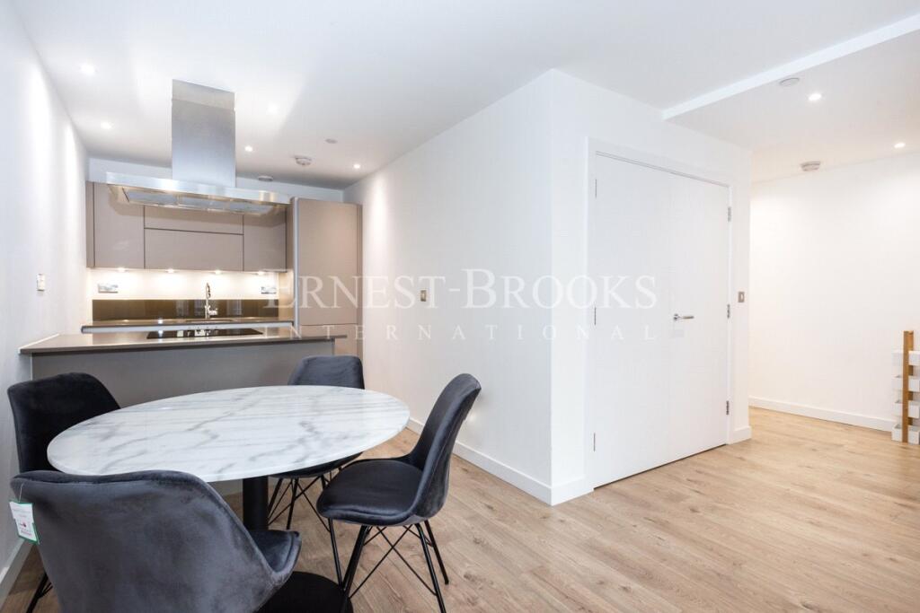 1 bed Apartment for rent in Stratford. From Ernest-Brooks International - Canary Wharf 1 bed Apartment for rent in Stratford. From Ernest-Brooks International - Canary Wharf