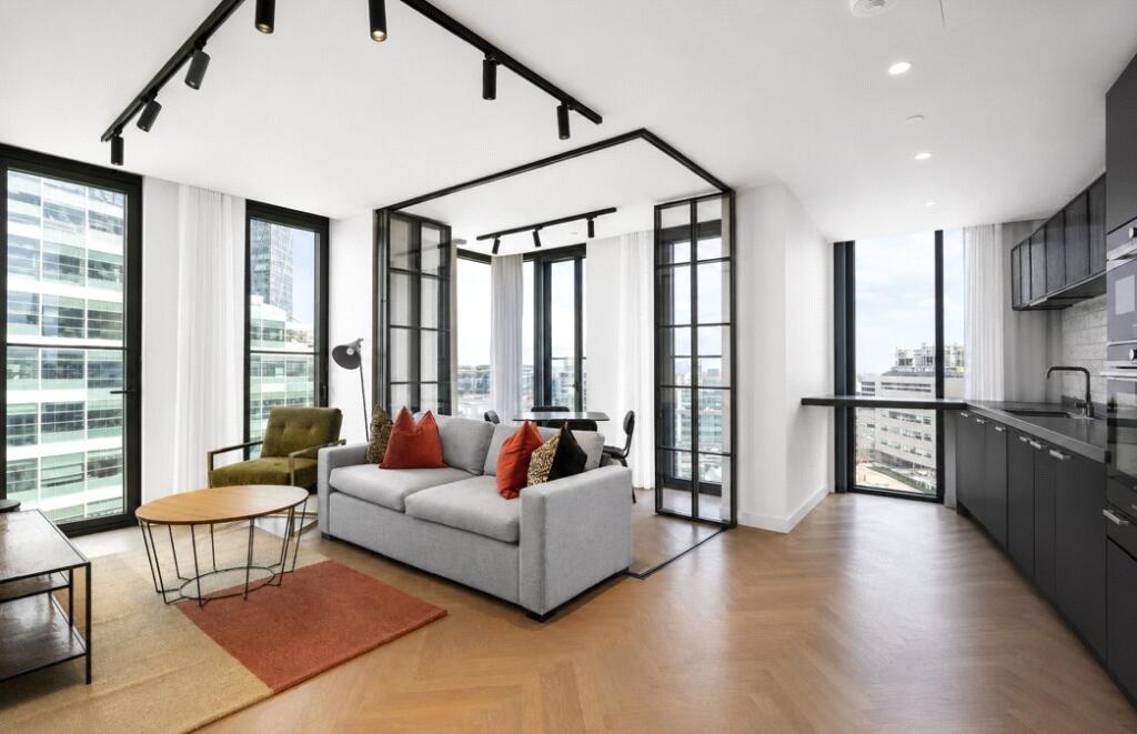 2 bed Apartment for rent in London. From Ernest-Brooks International - Canary Wharf