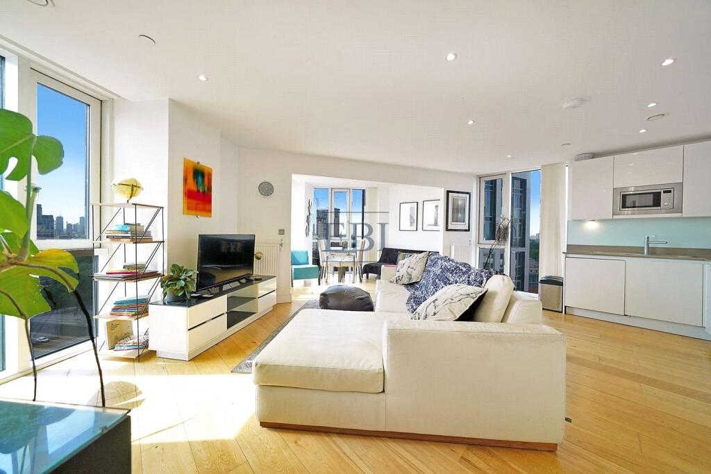 3 bed Apartment for rent in Stratford. From Ernest-Brooks International - Canary Wharf 3 bed Apartment for rent in Stratford. From Ernest-Brooks International - Canary Wharf