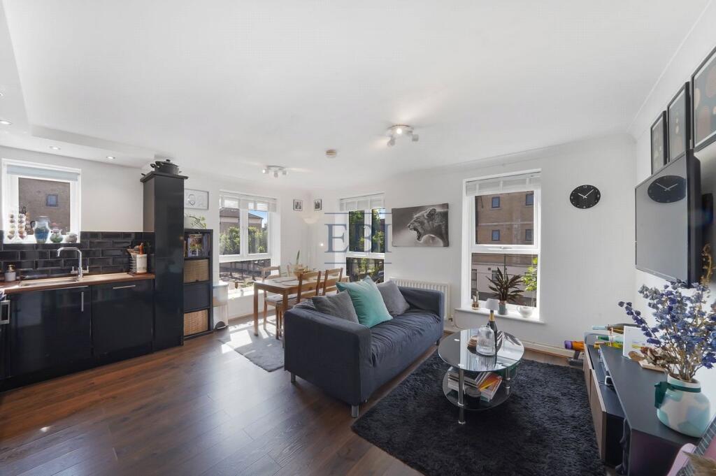 2 bed Apartment for rent in Poplar. From Ernest-Brooks International - Canary Wharf