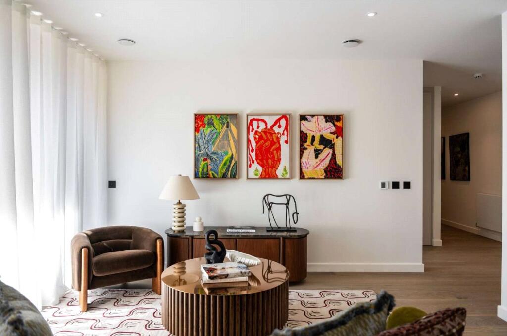 2 bed Apartment for rent in Fulham. From Ernest-Brooks International - Canary Wharf