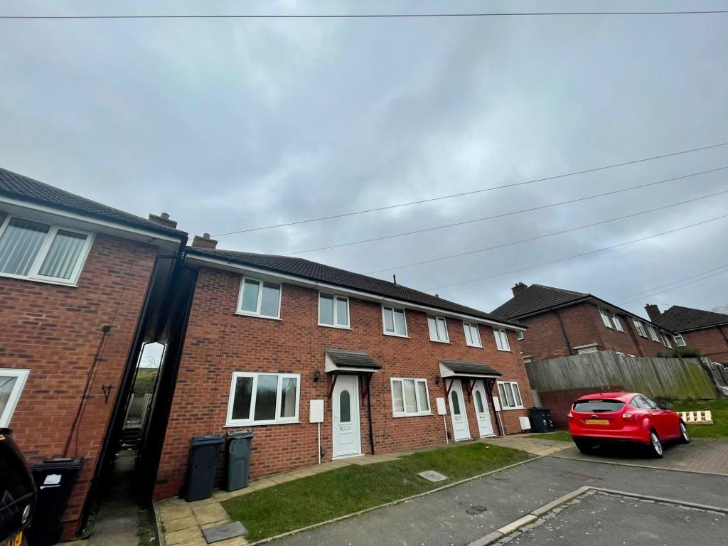 3 bed End of Terrace for rent in Hunnington. From Essence Property Investment & Management - Birmingham 3 bed End of Terrace for rent in Hunnington. From Essence Property Investment & Management - Birmingham