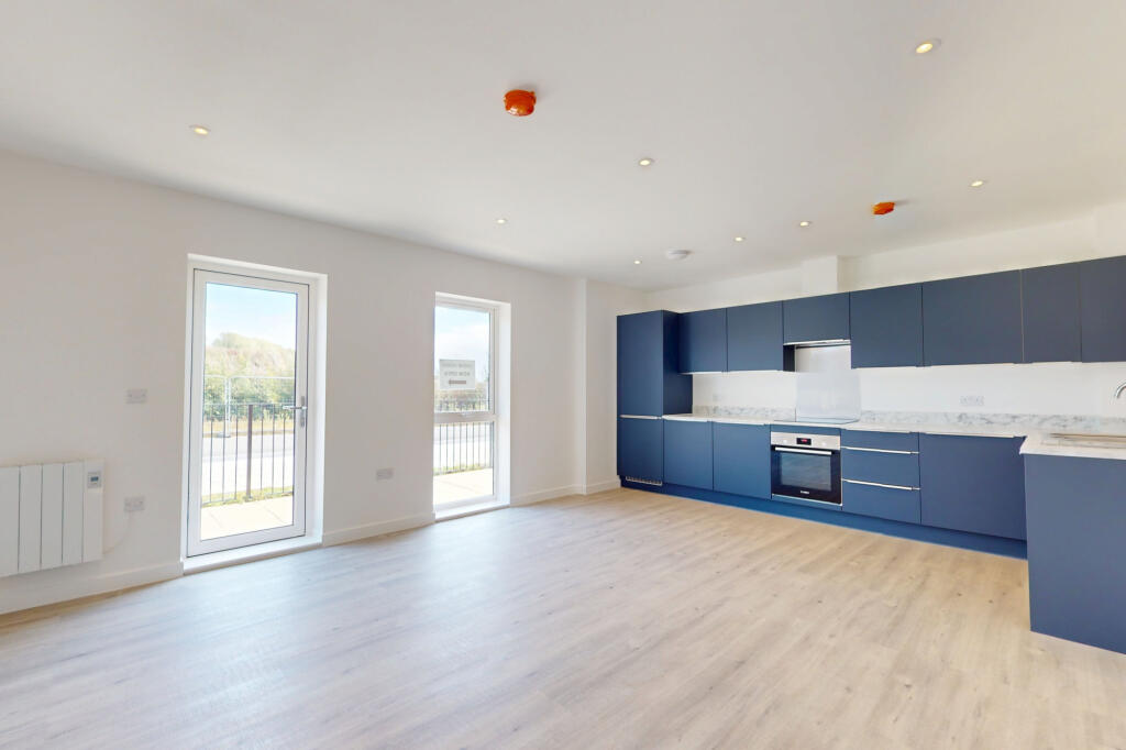 2 bed Apartment for rent in Ashford. From Evolution Properties