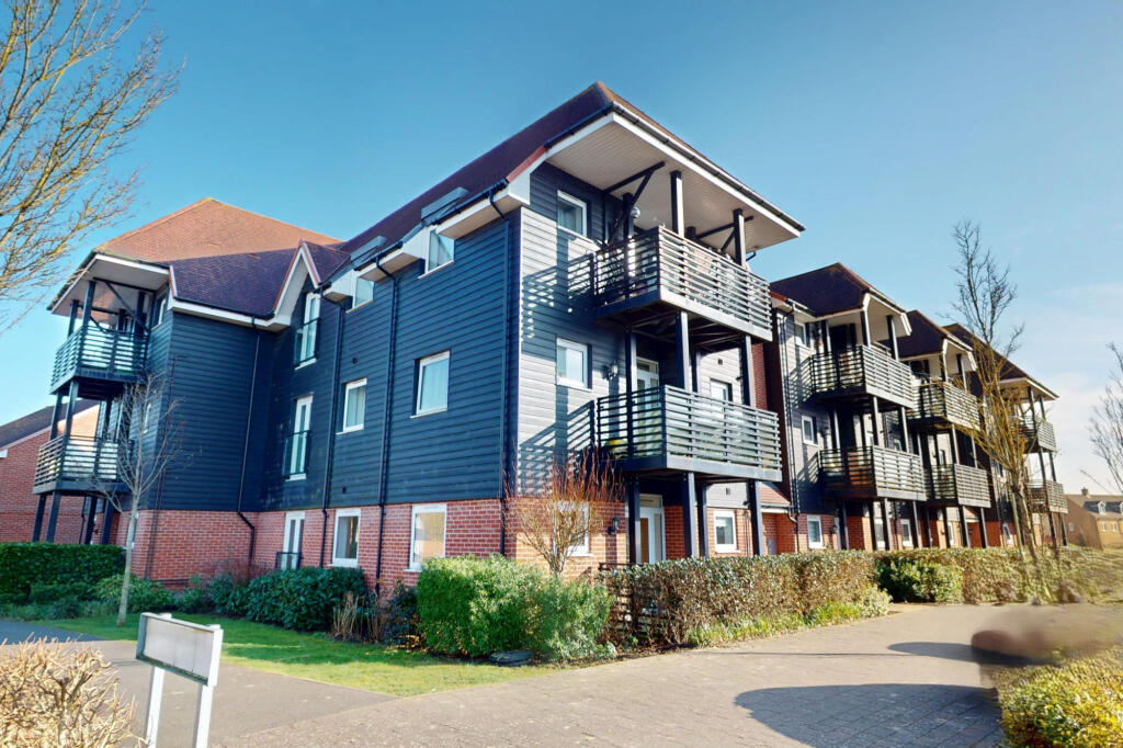 2 bed Apartment for rent in Aldington Frith. From Evolution Properties