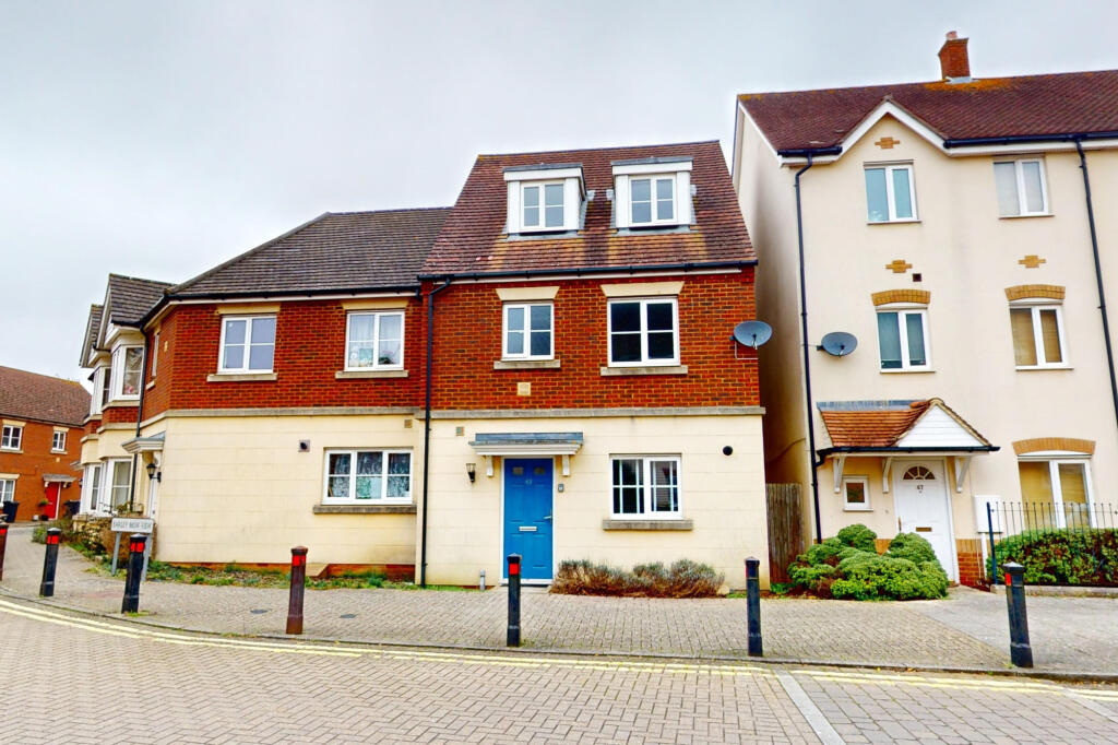 4 bed End of Terrace for rent in Ashford. From Evolution Properties