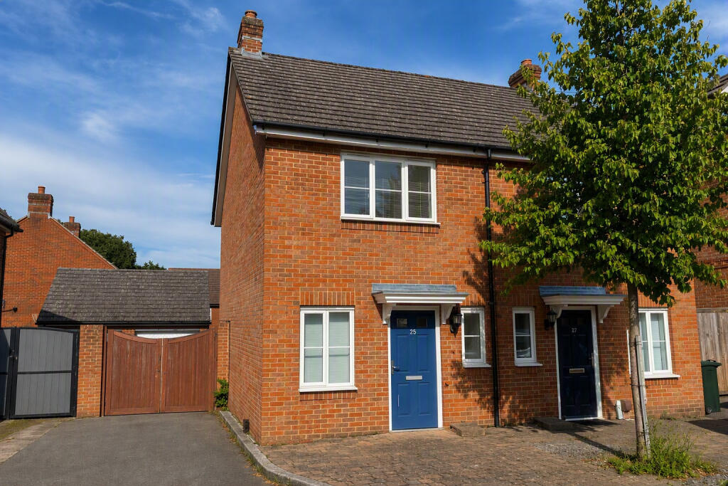 2 bed Semi Detached for rent in Ashford. From Evolution Properties 2 bed Semi Detached for rent in Ashford. From Evolution Properties