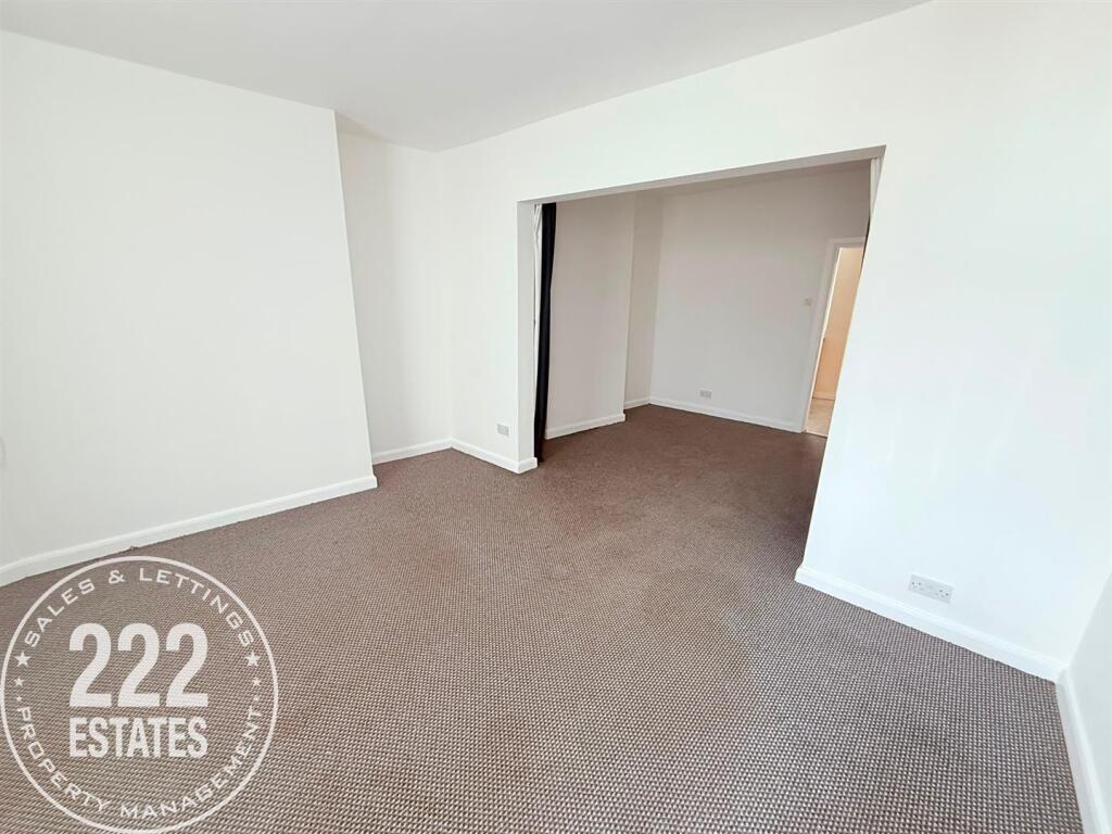 2 bed Mid Terraced House for rent in Cronton. From 222 Estates Ltd - Warrington 2 bed Mid Terraced House for rent in Cronton. From 222 Estates Ltd - Warrington