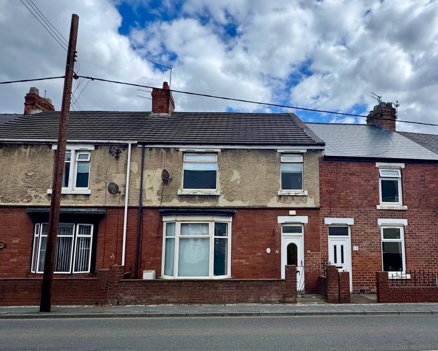 4 bed Mid Terraced House for rent in Houghton le Spring. From Fairs Estates - Fenham 4 bed Mid Terraced House for rent in Houghton le Spring. From Fairs Estates - Fenham