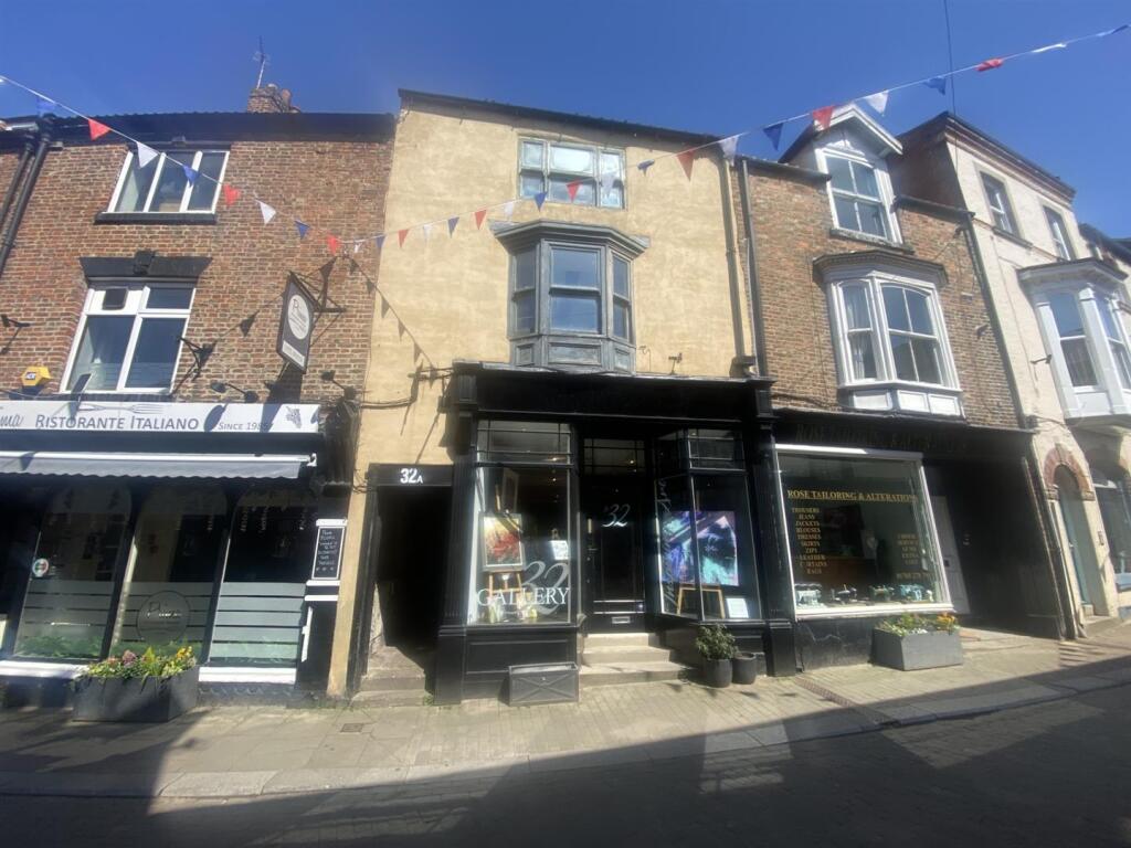 3 bed 1st Floor Flat for rent in Ripon. From Davis & Lund - Ripon
