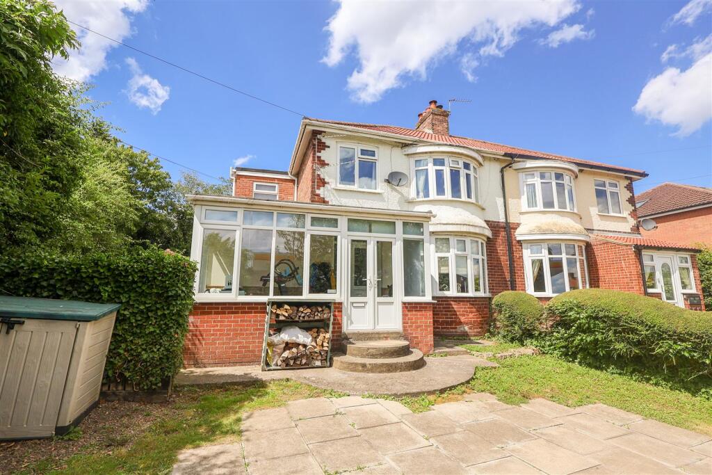 2 bed Apartment for rent in Aiskew. From Davis & Lund - Ripon 2 bed Apartment for rent in Aiskew. From Davis & Lund - Ripon