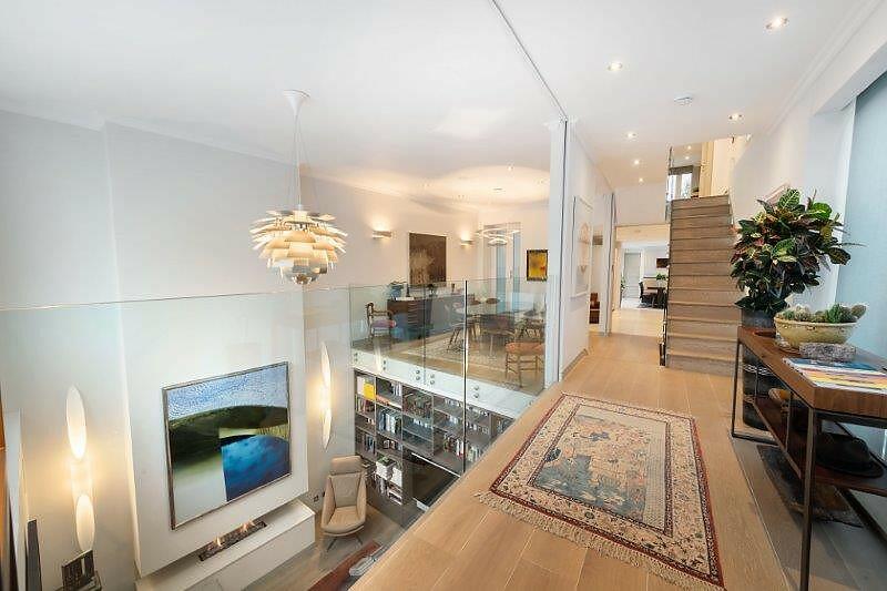 4 bed Detached House for rent in Fulham. From Farrar & Co - Chelsea - Sales