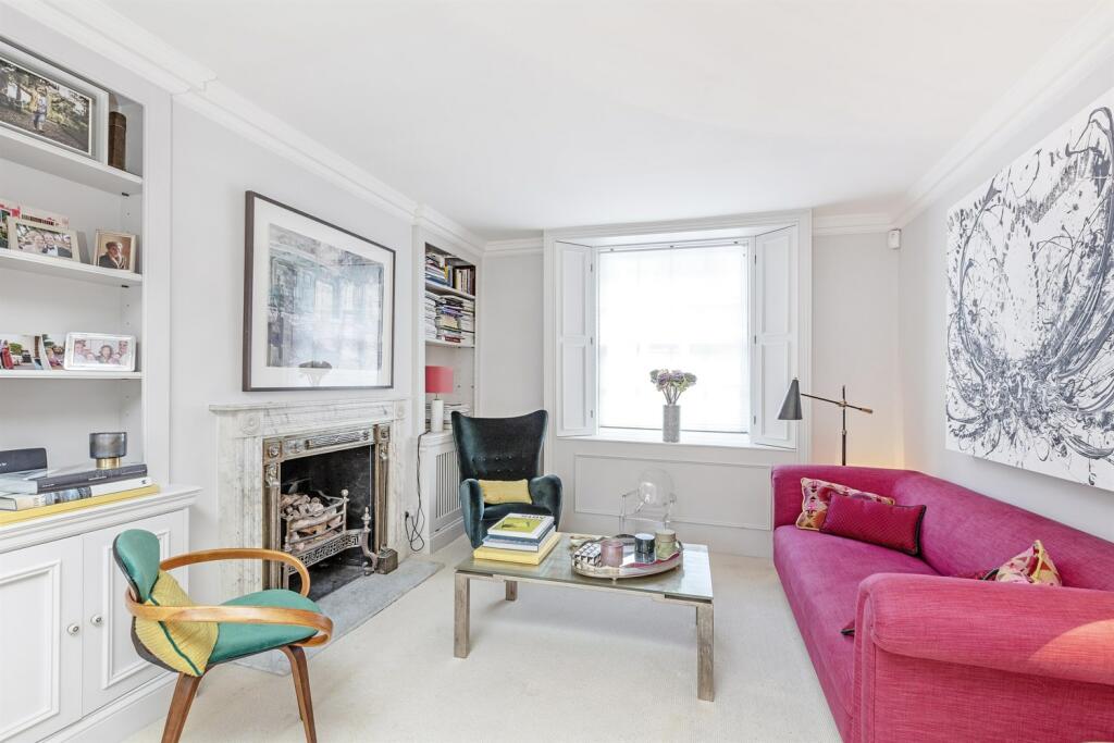 3 bed Detached House for rent in Chelsea. From Farrar & Co - Chelsea - Sales