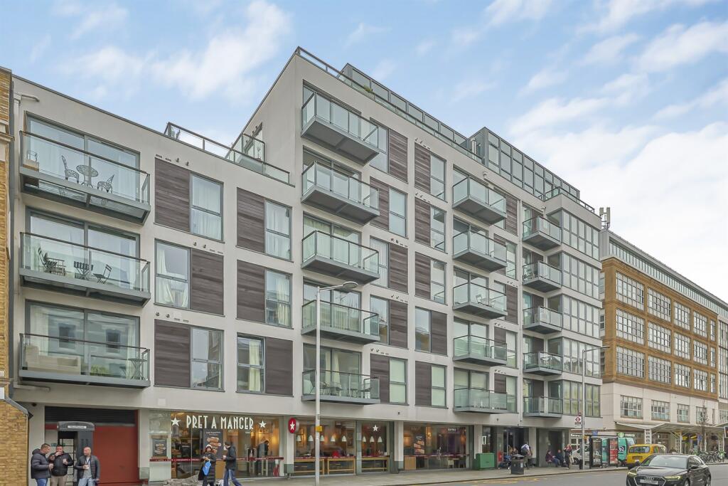 1 bed 1st Floor Flat for rent in Chelsea. From Farrar & Co - Chelsea - Sales