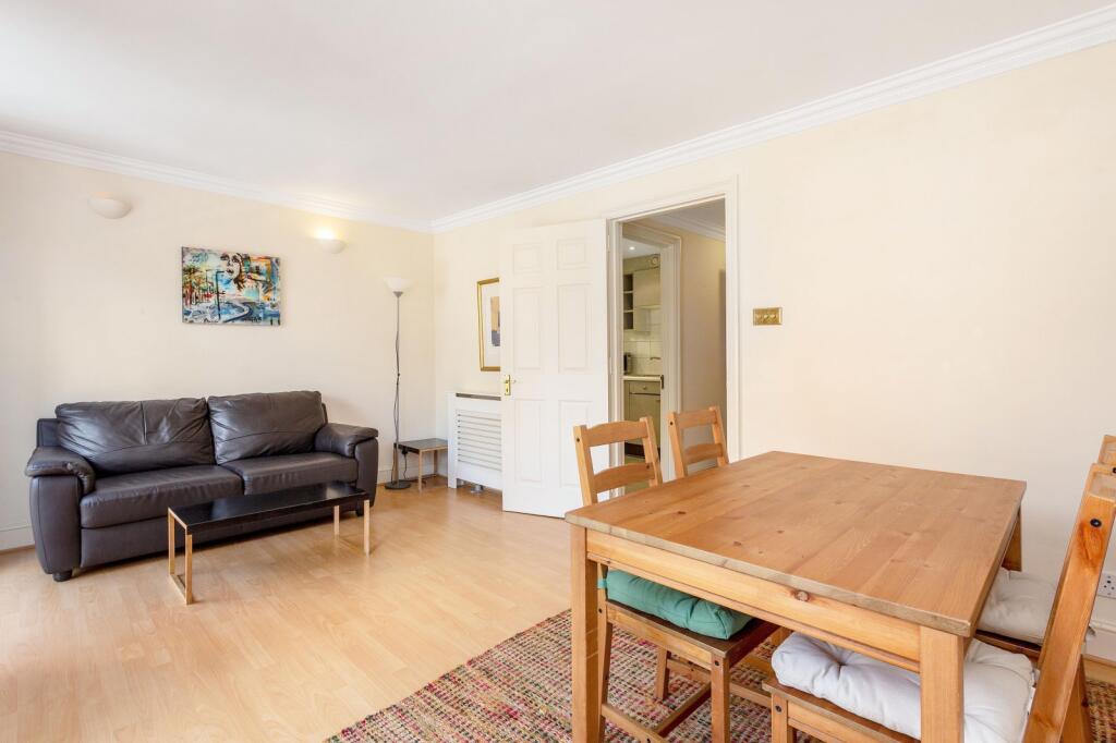1 bed 1st Floor Flat for rent in Chelsea. From Farrar & Co - Chelsea - Sales