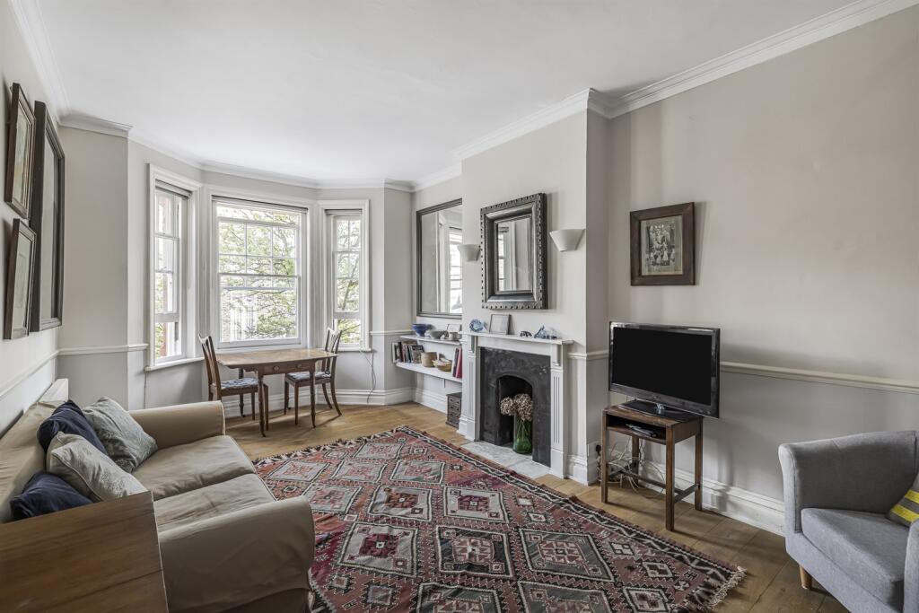 2 bed 1st Floor Flat for rent in Chelsea. From Farrar & Co - Chelsea - Sales
