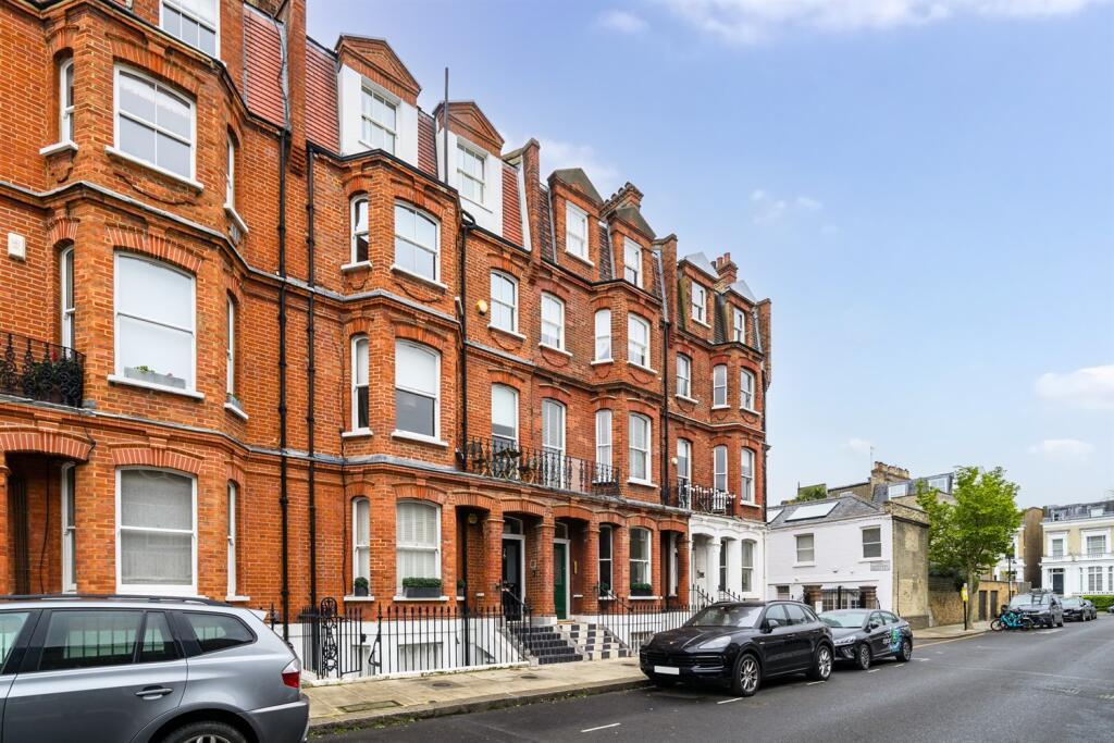 1 bed 1st Floor Flat for rent in Chelsea. From Farrar & Co - Chelsea - Sales