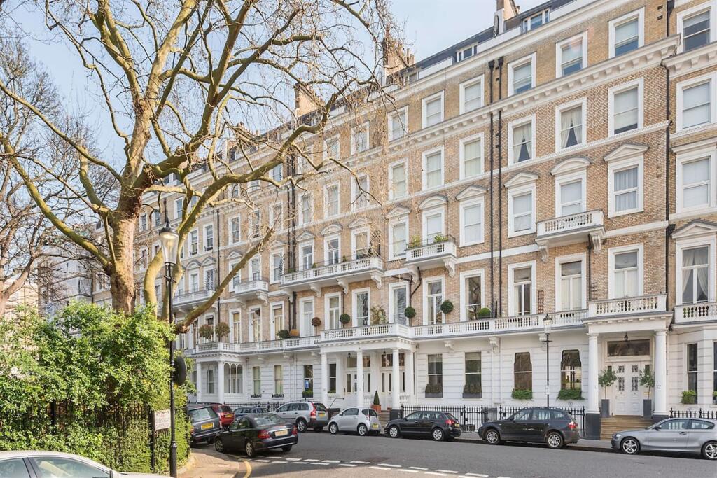 1 bed 1st Floor Flat for rent in Kensington. From Farrar & Co - Chelsea - Sales