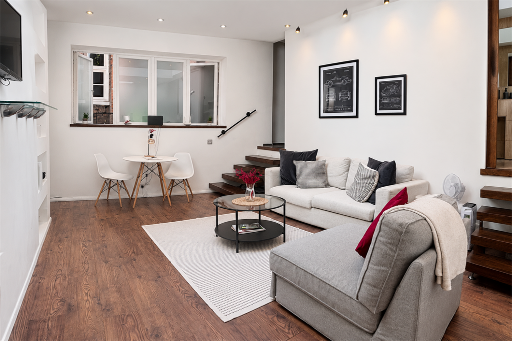 1 bed 1st Floor Flat for rent in Kensington. From Farrar & Co - Chelsea - Sales
