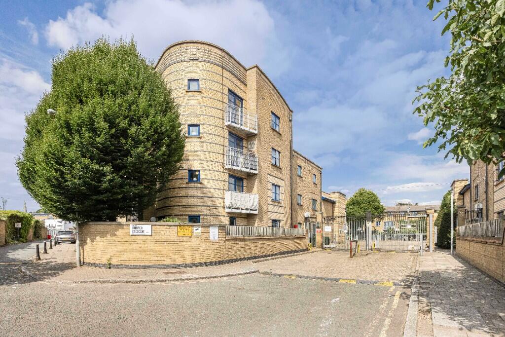 1 bed 1st Floor Flat for rent in Camden Town. From Filtons Stratford Ltd - Stratford