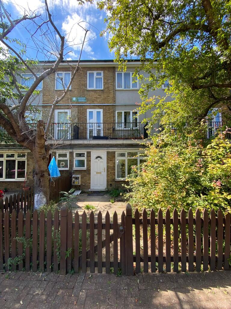 1 bed 1st Floor Flat for rent in Poplar. From Filtons Stratford Ltd - Stratford