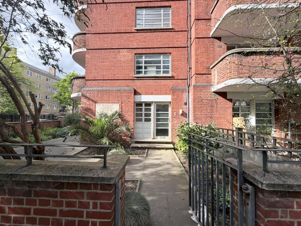 1 bed 1st Floor Flat for rent in Bethnal Green. From Filtons Stratford Ltd - Stratford