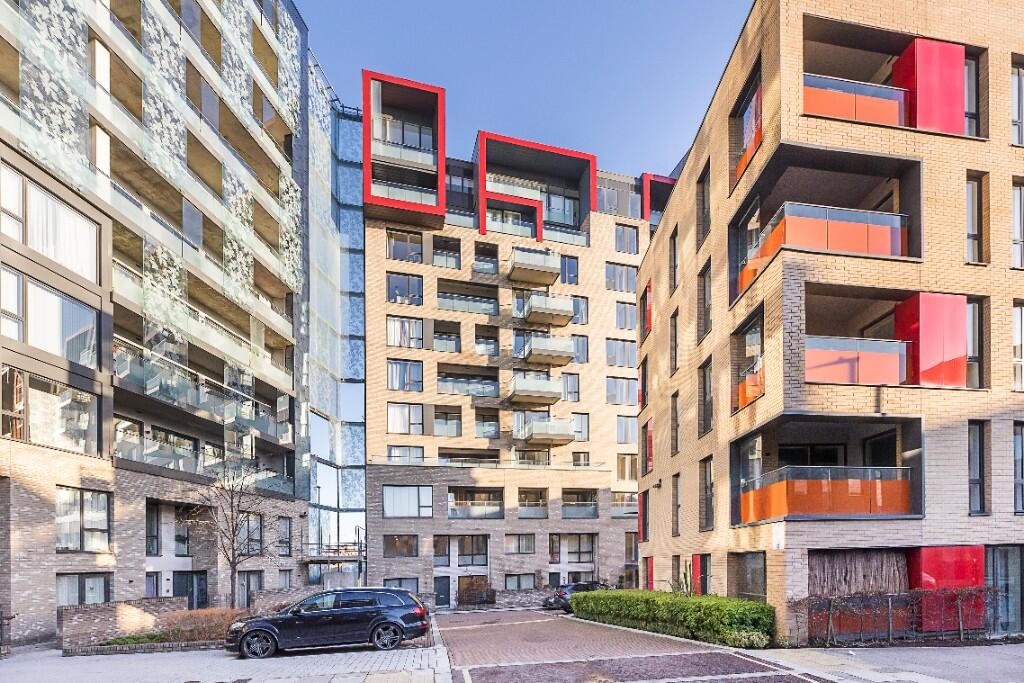 3 bed Duplex for rent in Greenwich. From Filtons Stratford Ltd - Stratford 3 bed Duplex for rent in Greenwich. From Filtons Stratford Ltd - Stratford
